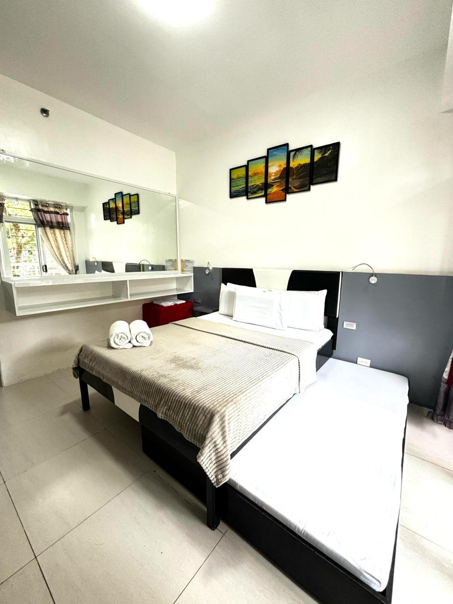 Beach Condos at Pico de Loro Cove: Seaside Comfort with Modern Amenities Nasugbu Exterior photo